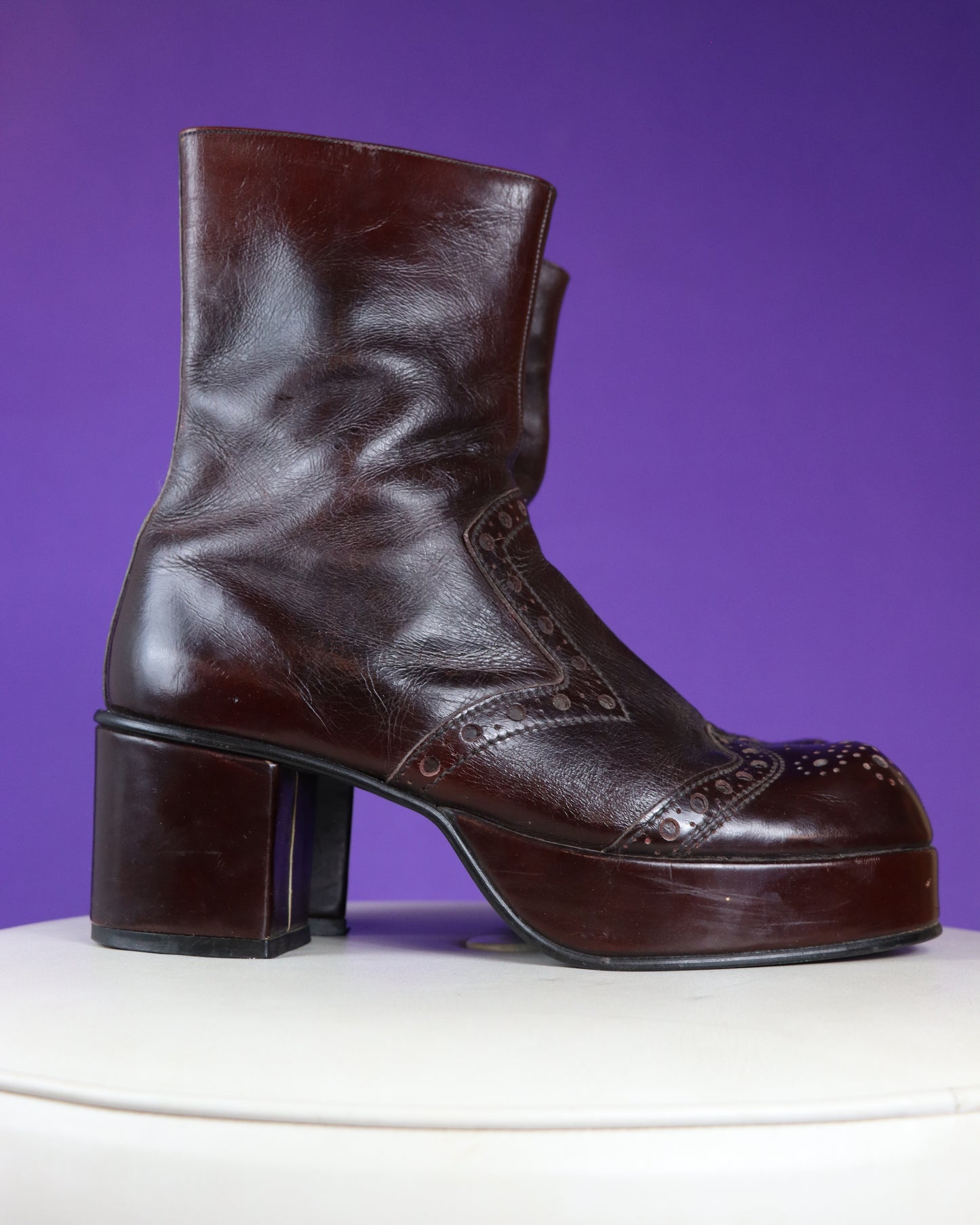 Vintage 1970s Brown Brogue Platform Boots
