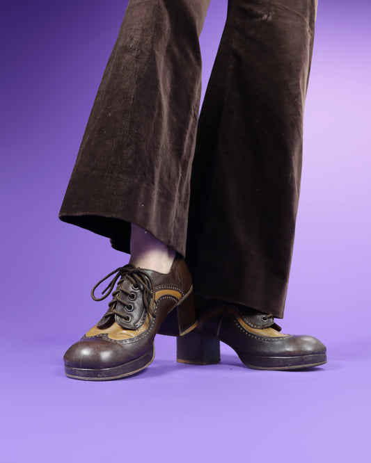 Vintage 1970s Two Tone Brogue Platform Shoes