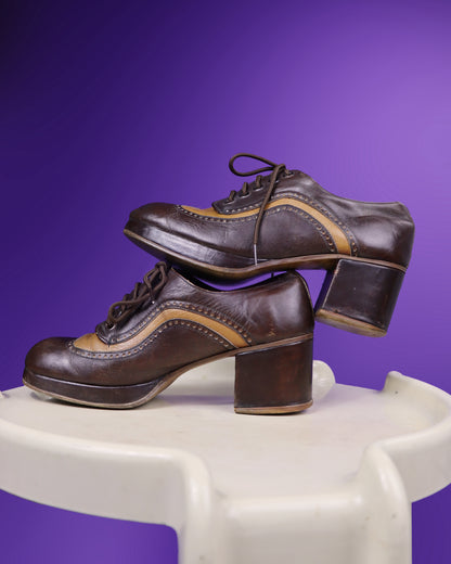 Vintage 1970s Two Tone Brogue Platform Shoes