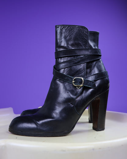 Vintage 1970s Chelsea Cobbler Ankle Boots Black