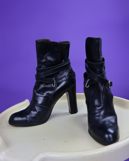 Vintage 1970s Chelsea Cobbler Ankle Boots Black