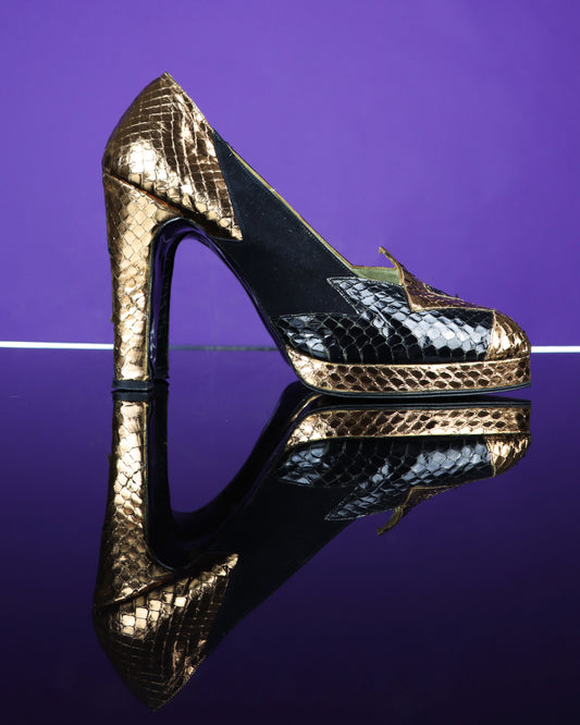 Vintage 1970s Terry De Havilland Snakeskin Black and Gold Shoes
