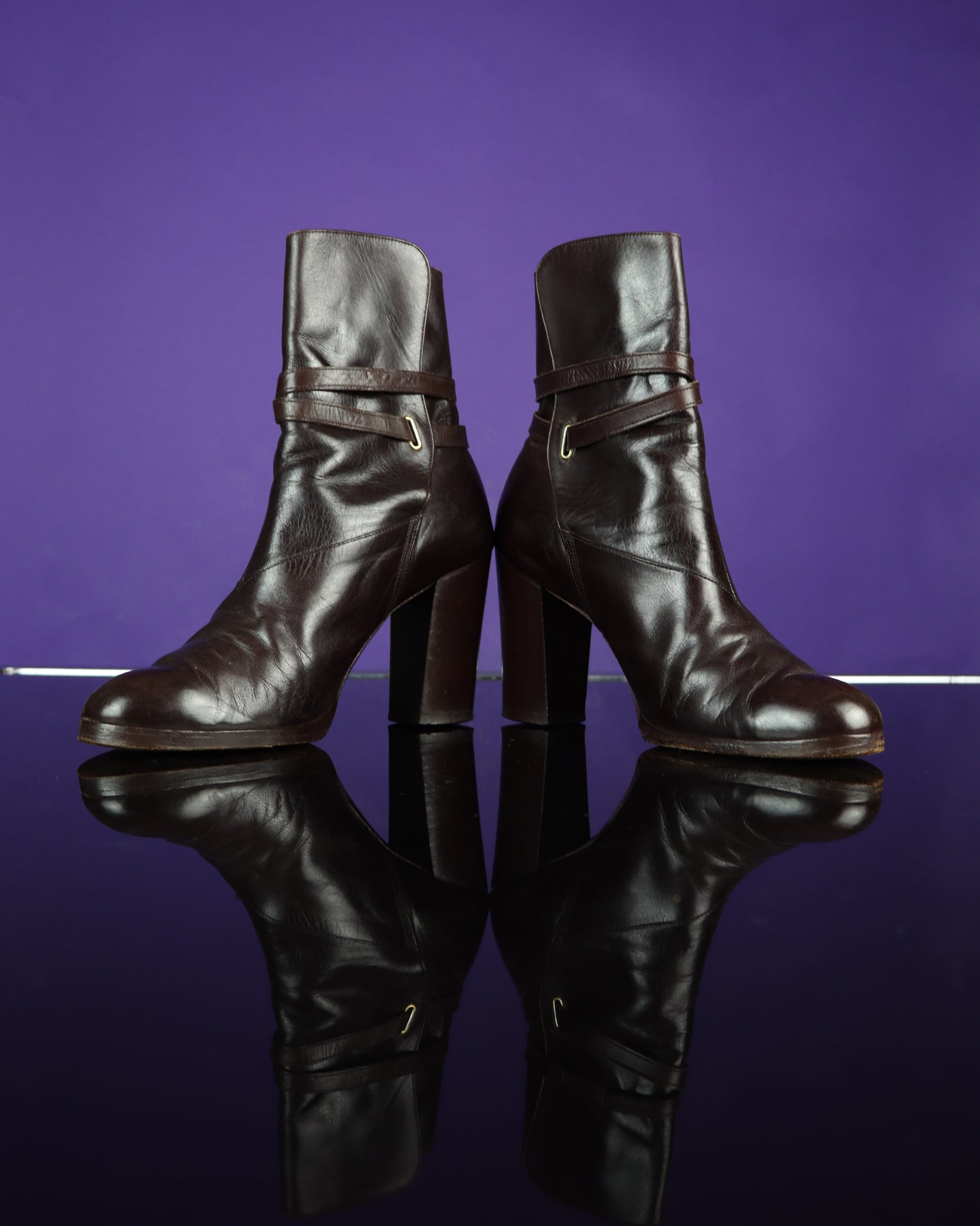 Vintage 1970s Chelsea Cobbler Ankle Boots