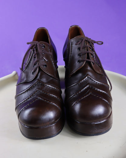 Vintage 1970s Brown Leather Arrow Panelled Platform Shoes