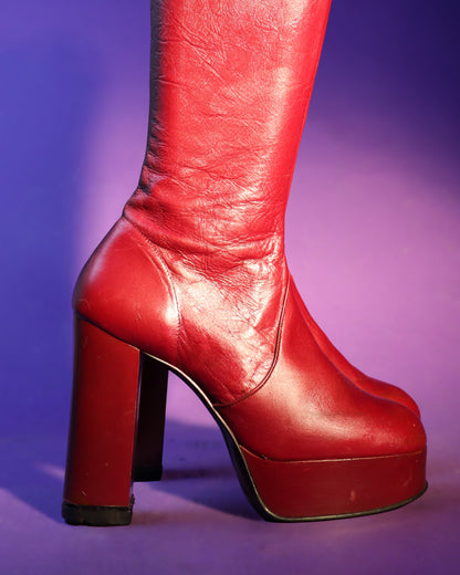Vintage 1970s Burgundy Platform Boots