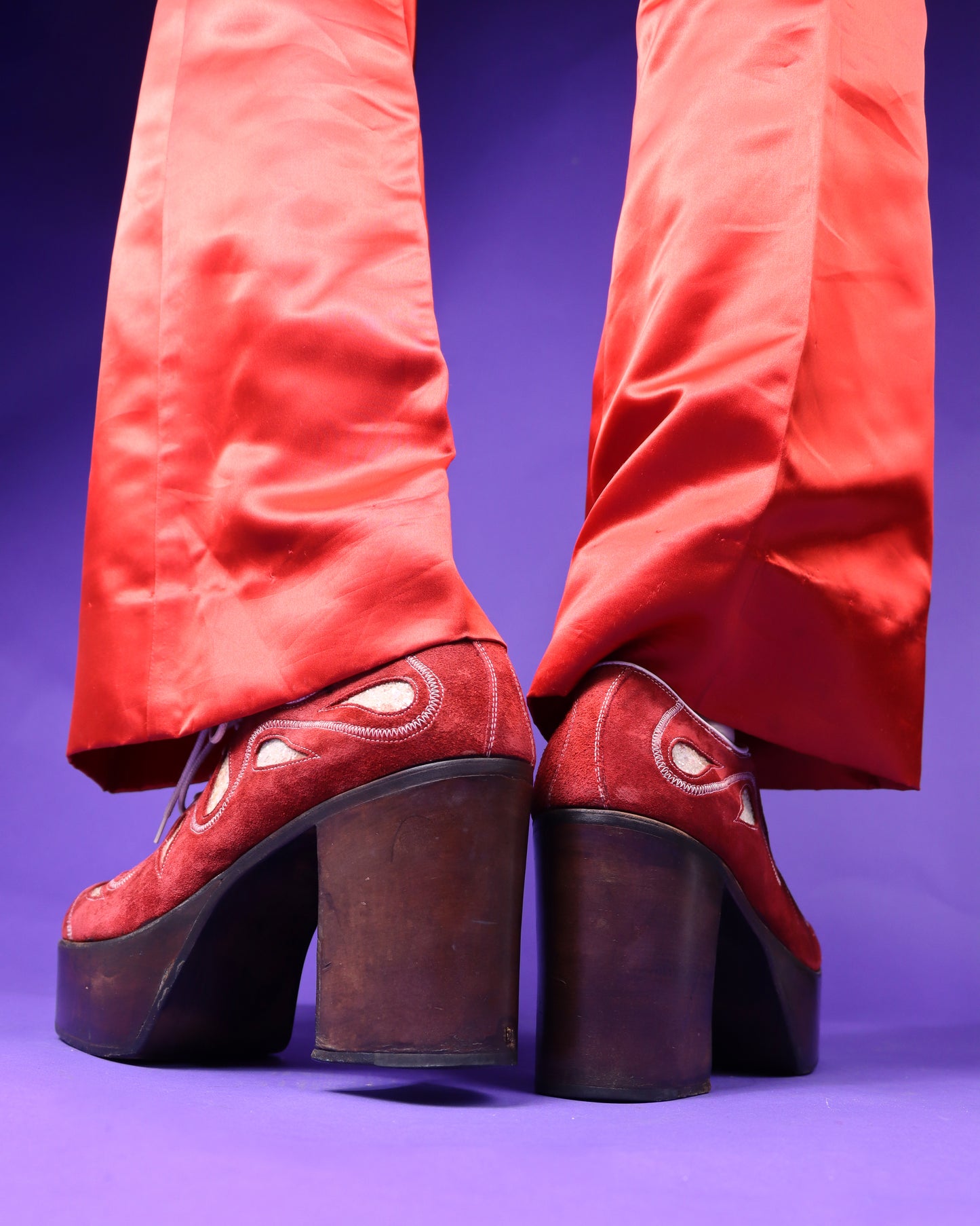 RARE Vintage Nunn Bush Glitter Red Suede Platform Shoes