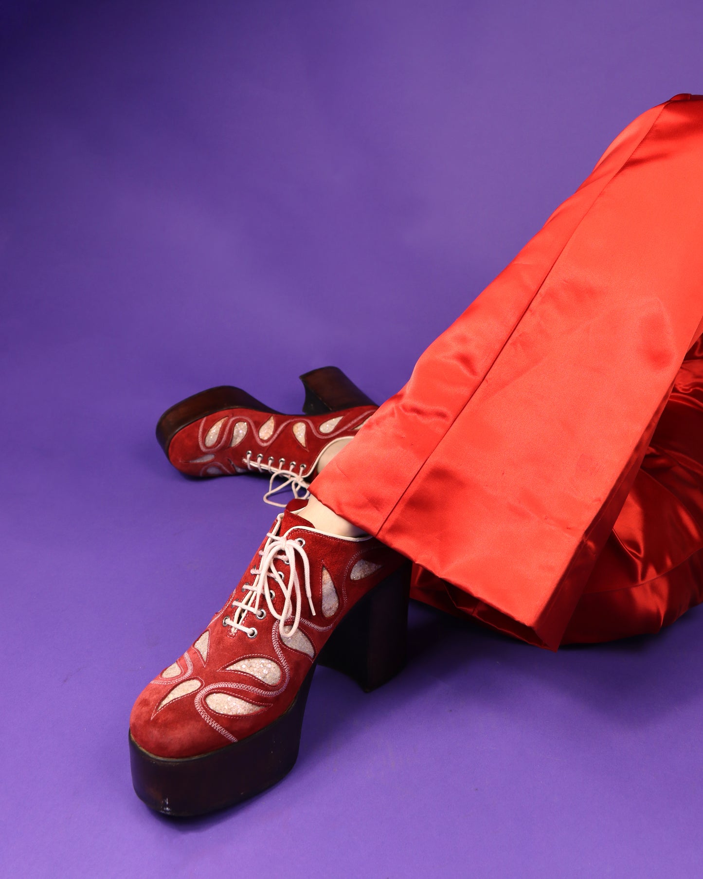 RARE Vintage Nunn Bush Glitter Red Suede Platform Shoes