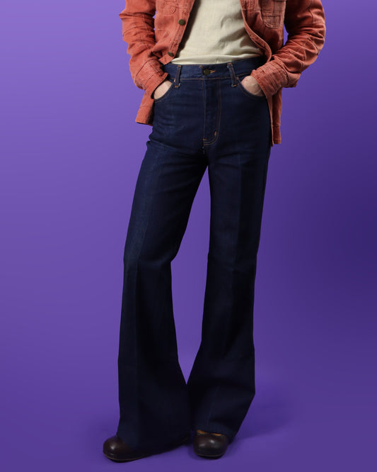 DEADSTOCK Vintage 1970s Brutus Gold Dark Indigo Denim Bell Bottoms Flares